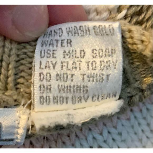 Vintage 90s V-neck Cable Knit Oversized Sweater Saxton. Size Small - Picture 7 of 7